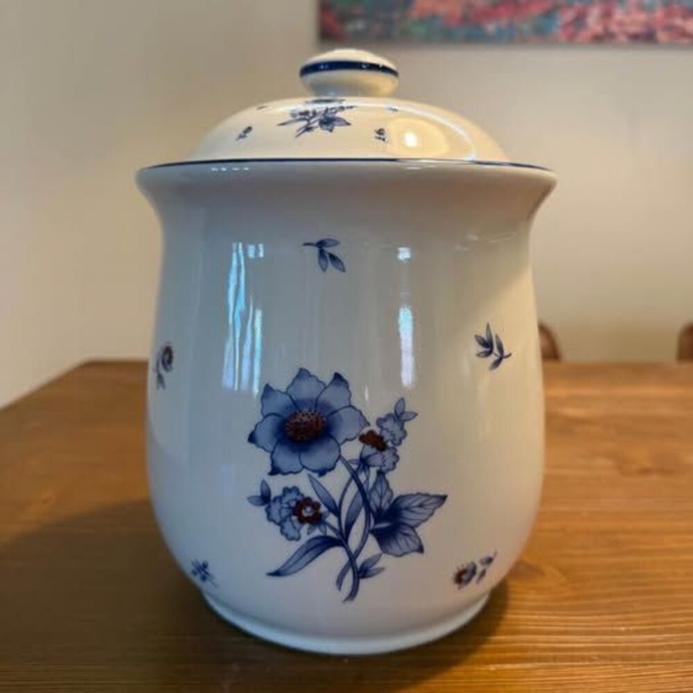 Vintage Newcor Stoneware "Versailles" Kitchen Canister with Lid